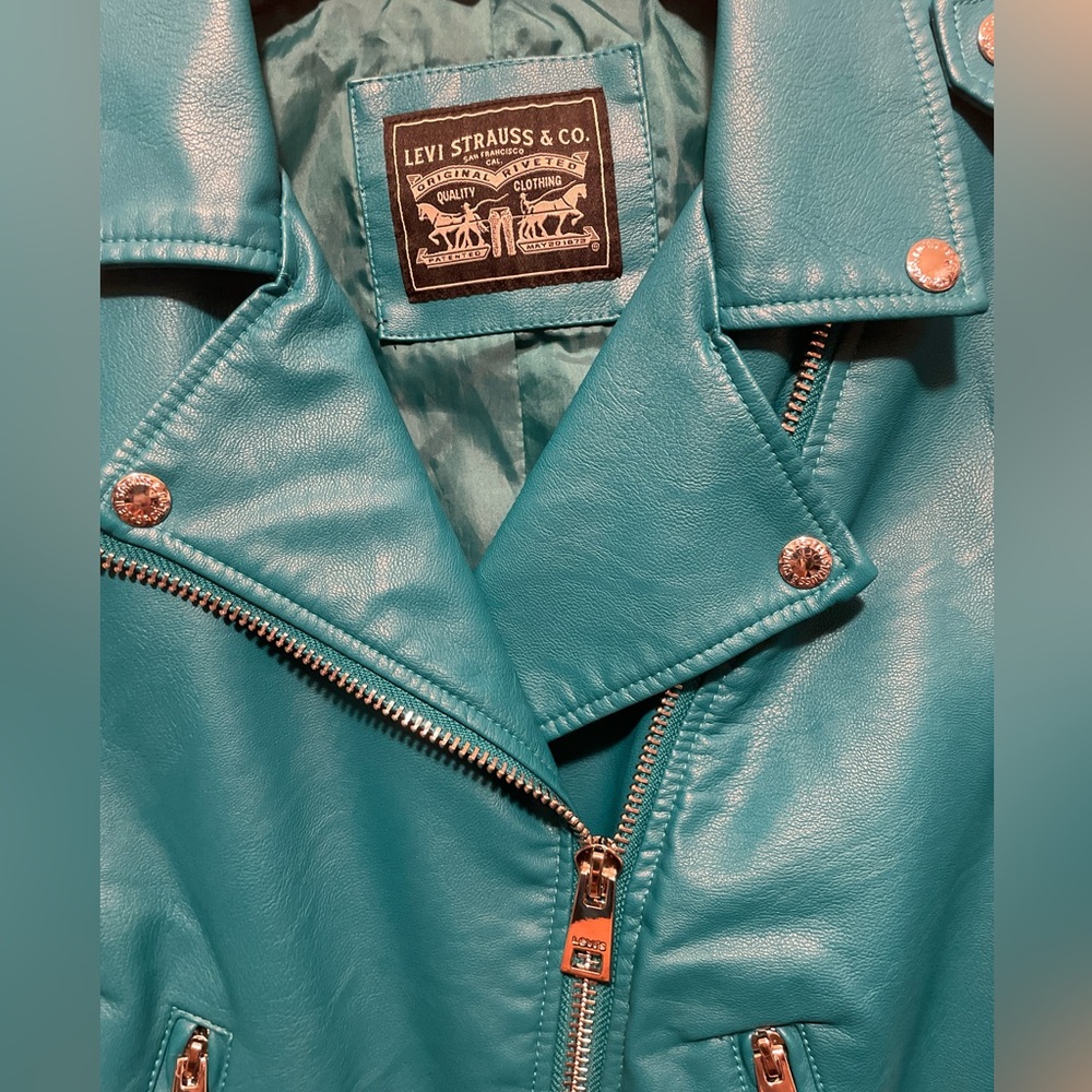 Levi's Motorcycle Jacket Women' Size S Teal Blue Faux Leather Belted Buckle Moto - Picture 8 of 9